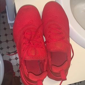 Red Nike’s